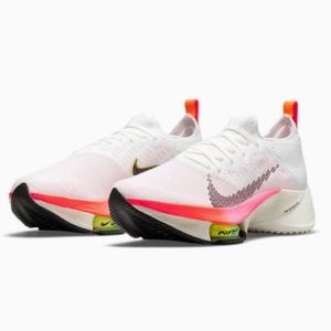 Women's Nike Air Zoom Tempo NEXT% Flyknit